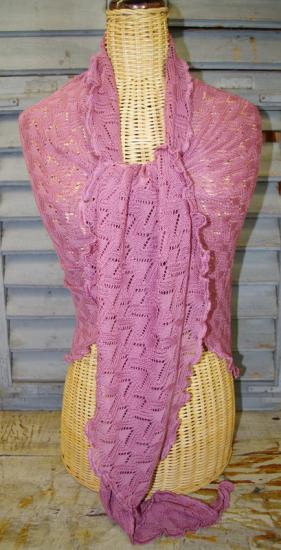 Dreiecktuch Susi Cassis von Invero, Merinowolle